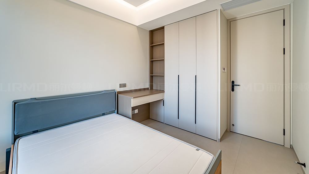 現(xiàn)代輕奢風-招商雍山湖