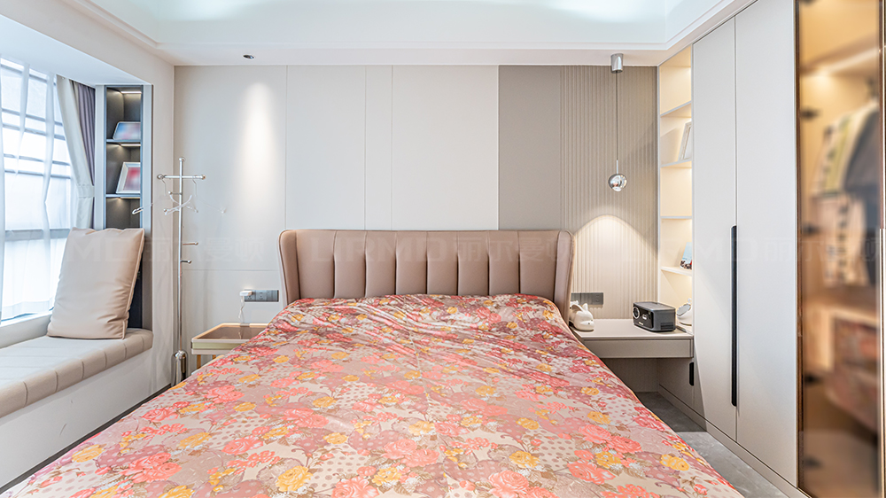 現代簡奢風-金色溪泉灣